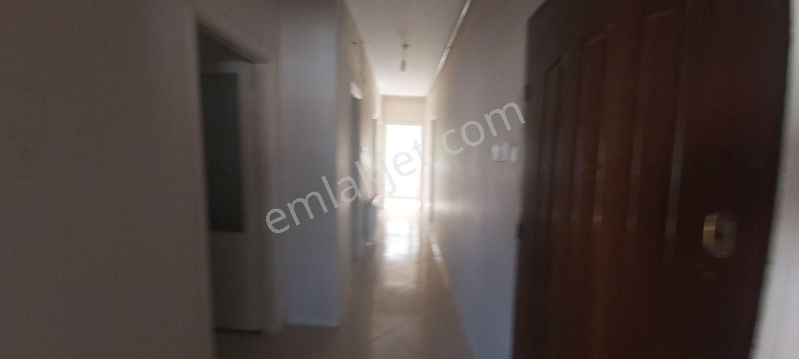 Buca Şirinyer Hürriyet Mahallesinde//tugsavulokul Yanı//2.cikat 3+1 Doğalgazlı//izbana 4-5dk Mes. - Görsel 4