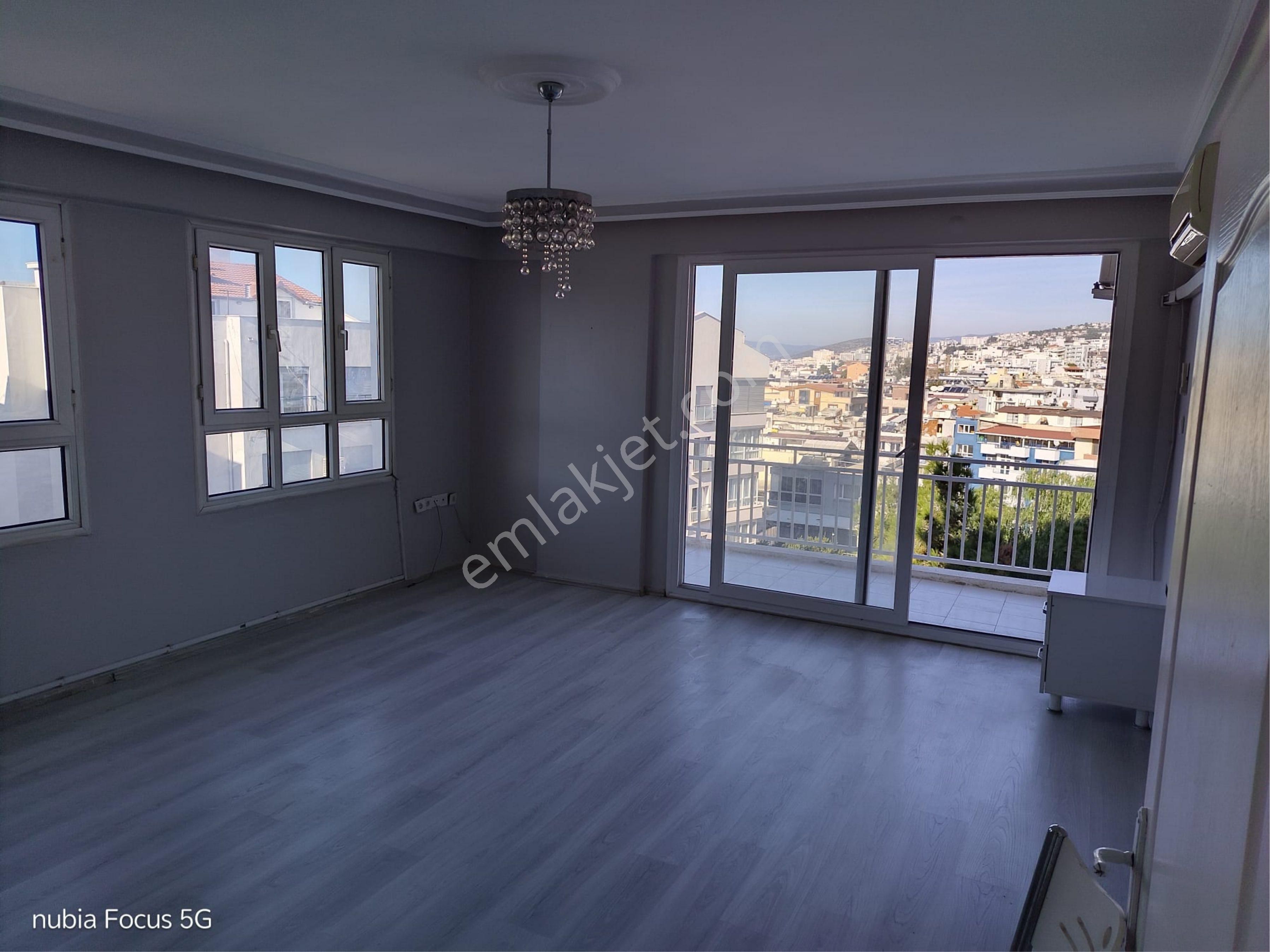 Kuşadası Merkez'de 2+1 İçi Full Yapılı Masrafsız Satılık Daire - Görsel 3