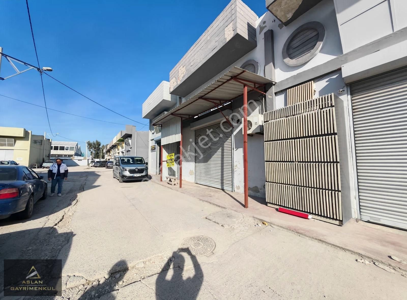 Çiğli Eski Kipa Arkası Küçük Sanayi Bölgesi Sanayi Ceryanlı