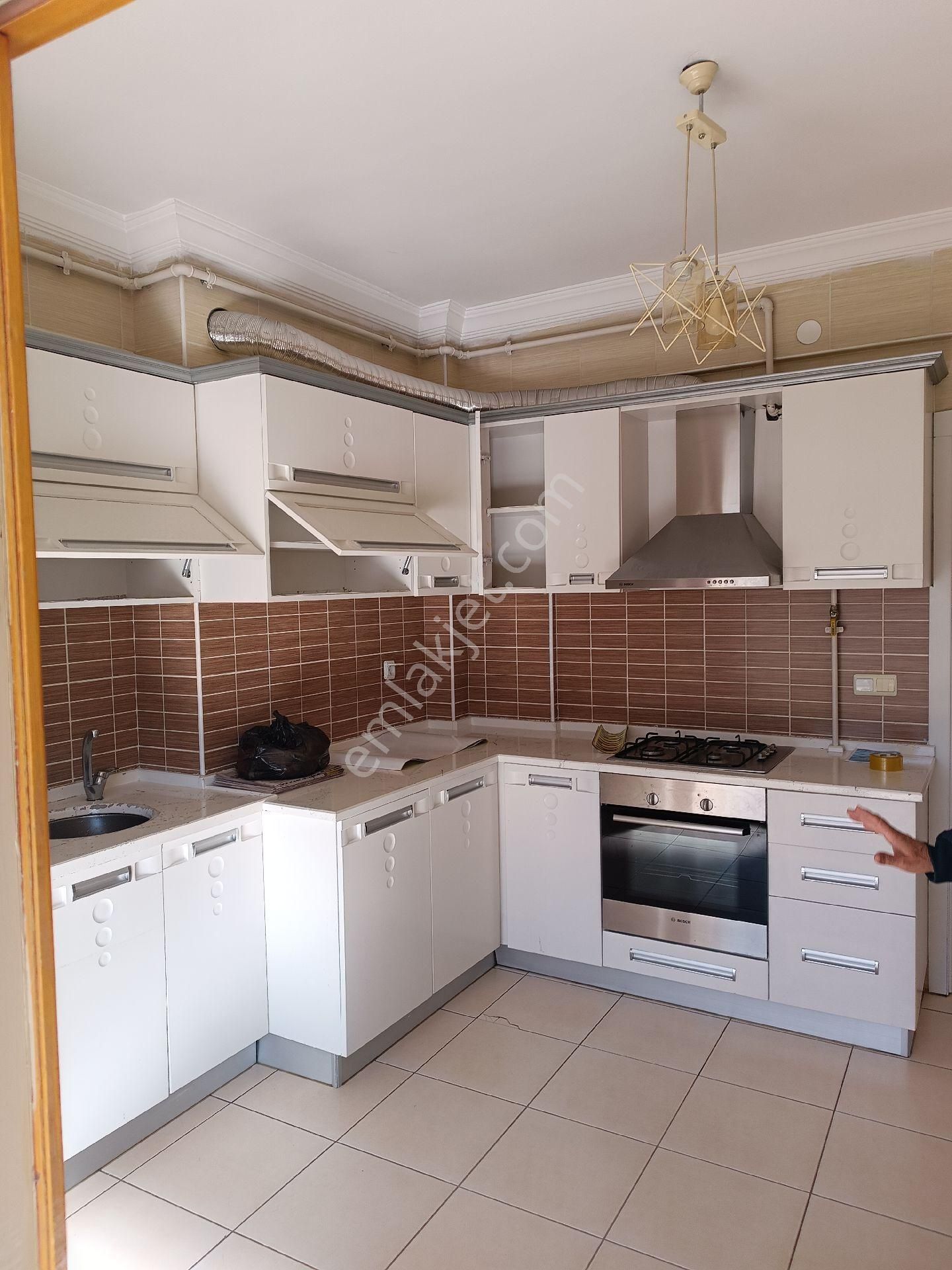 Şehrin En Gözde Konumunda, Şefikcan Caddesine Cephe, 4+1 Arakat Bakımlı, Kiralık Daire - Görsel 16