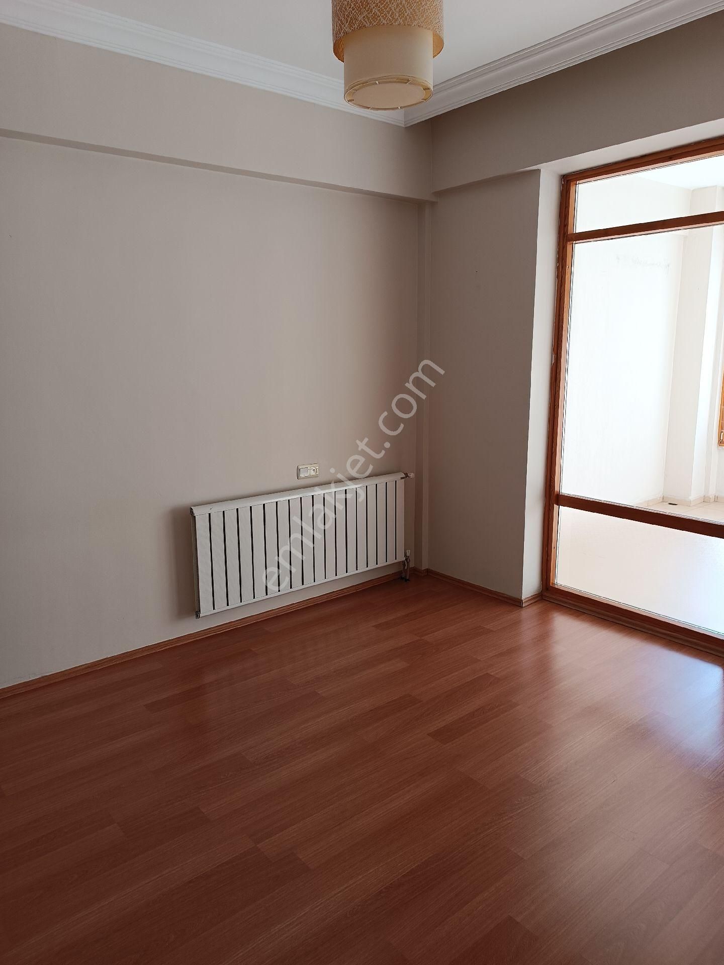 Şehrin En Gözde Konumunda, Şefikcan Caddesine Cephe, 4+1 Arakat Bakımlı, Kiralık Daire - Görsel 7