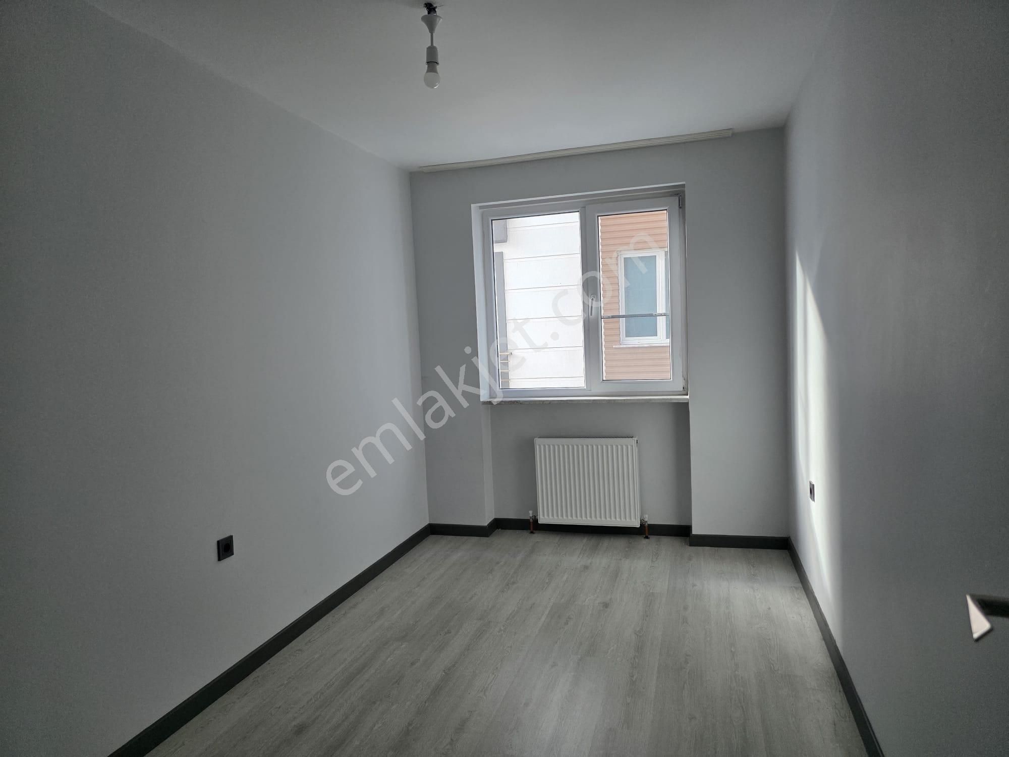 Edremit Kadıköyde 3+1 Lüks Ve Konforlu Kiralık Daire - Görsel 23