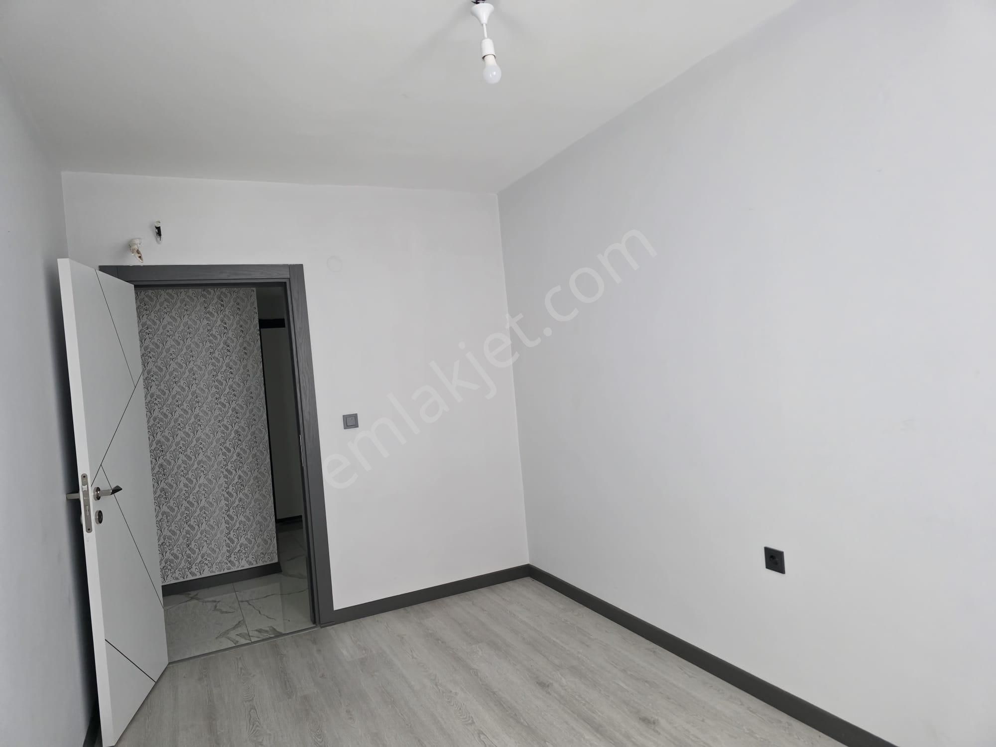Edremit Kadıköyde 3+1 Lüks Ve Konforlu Kiralık Daire - Görsel 25
