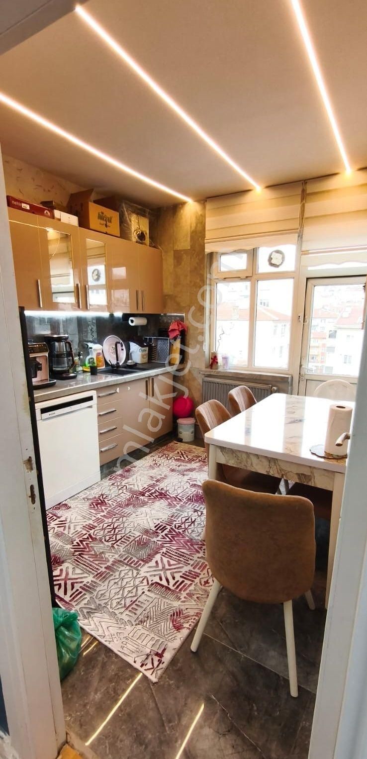 Cihandan Bağdat Cadde Yakını Full Yapılı Asansörlü 3+1 Dair - Görsel 2