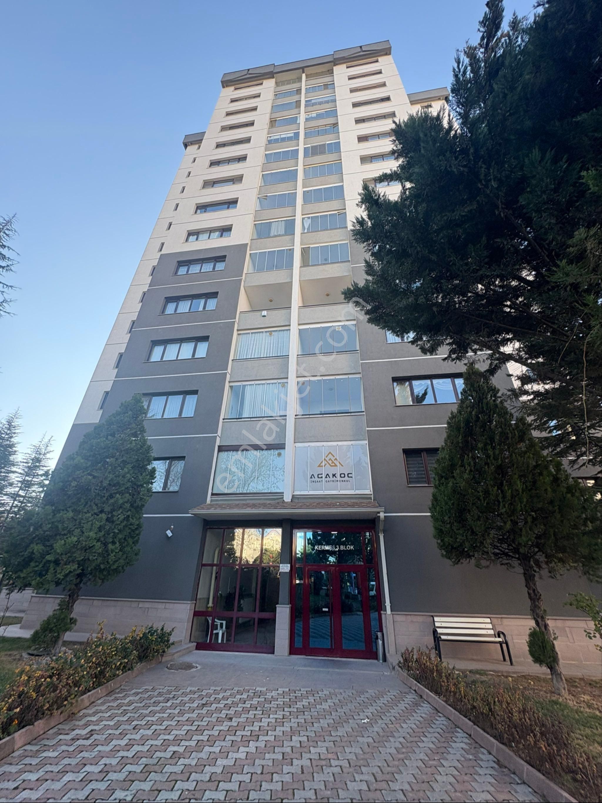 Brk'konsep Ten Ümitköy Kermes Sitesin De Kiralık 3+1 Temiz Daire