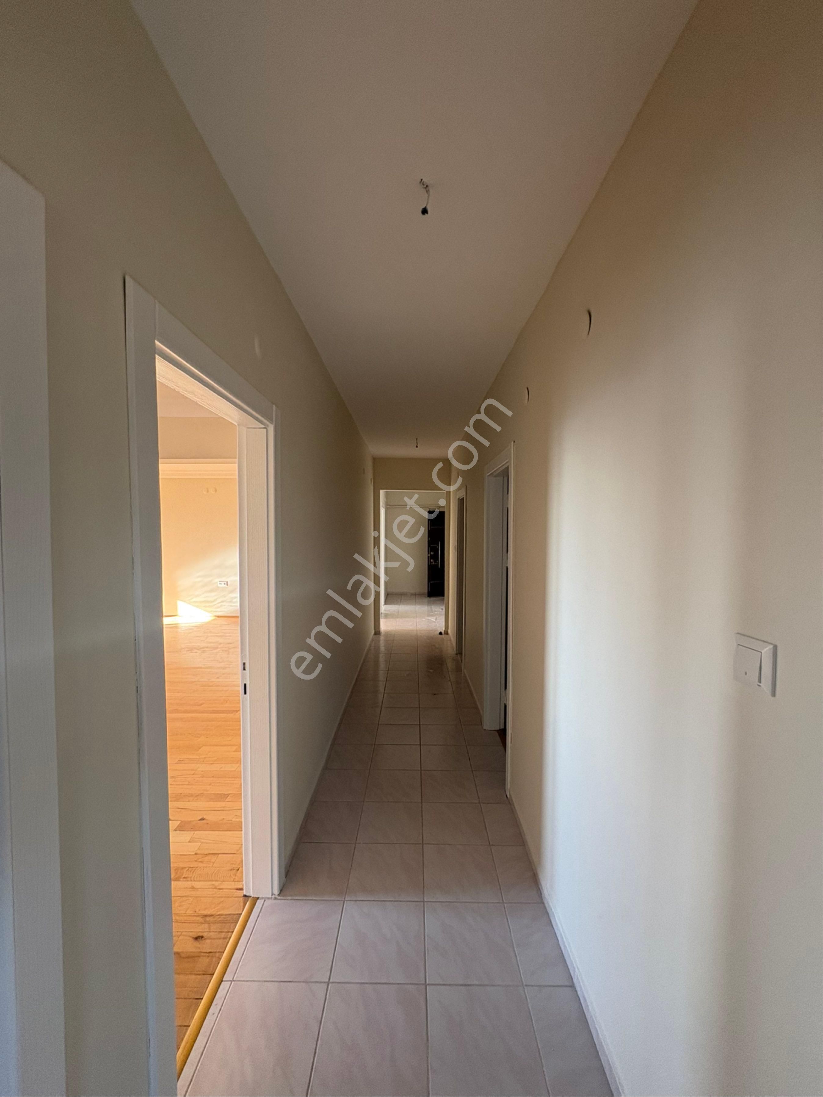 Brk'konsep Ten Ümitköy Kermes Sitesin De Kiralık 3+1 Temiz Daire - Görsel 24