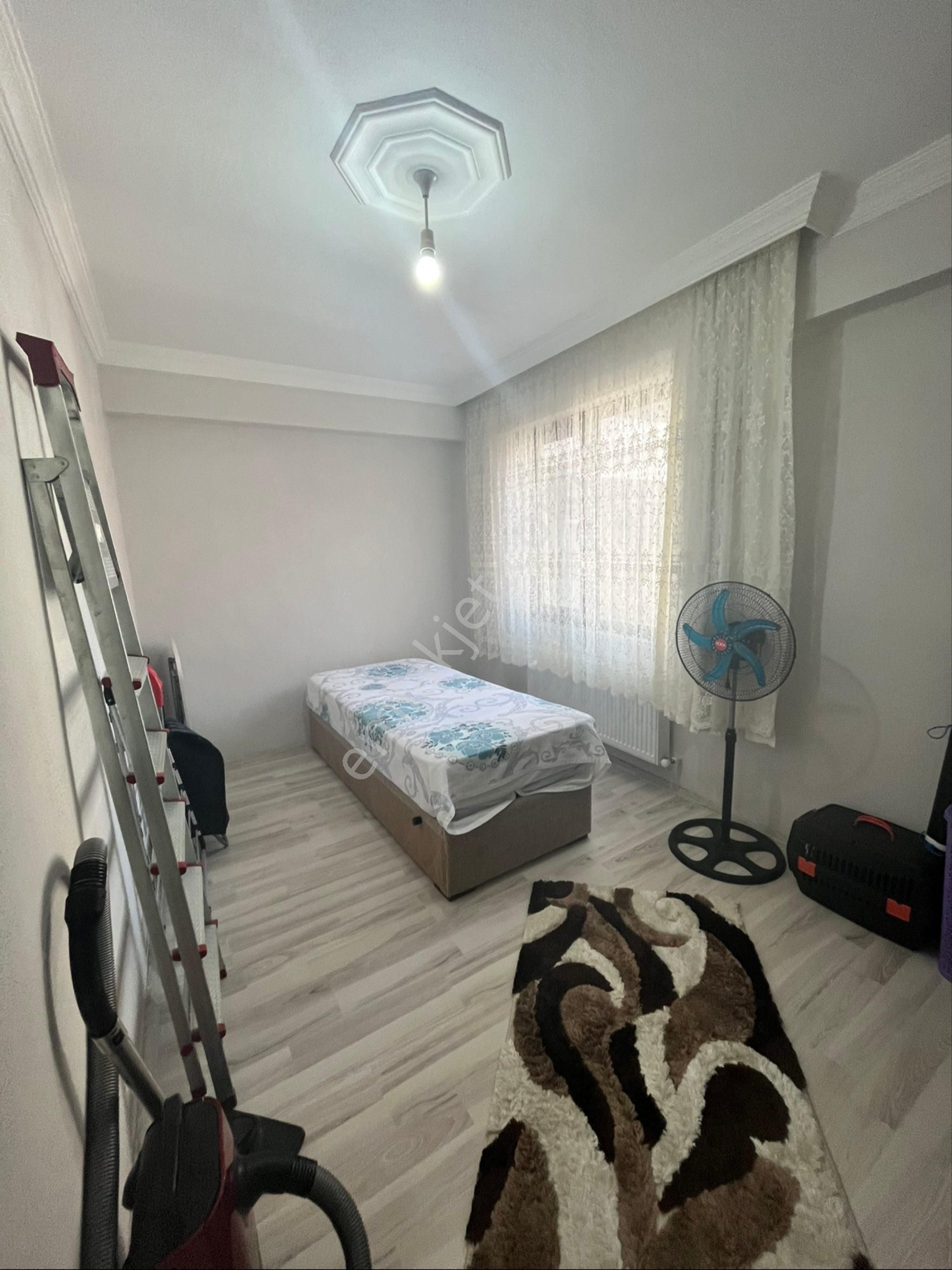 Biga Hamdibey Mahhalesinde Satılık Ara Kat 1+1 Daire - Görsel 12