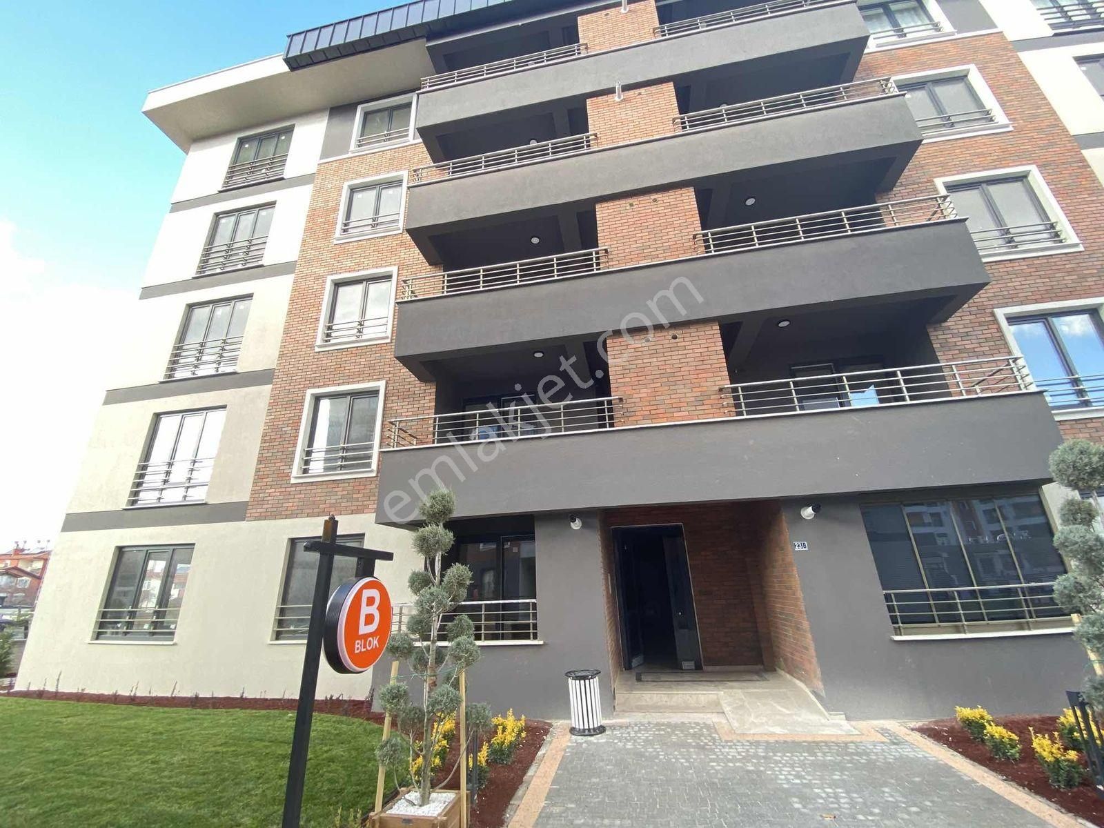 Ultra Lüx Site İçi Güvenlkli Uluğbey Mh. Pera Palace 2+1 Arakat - Görsel 23