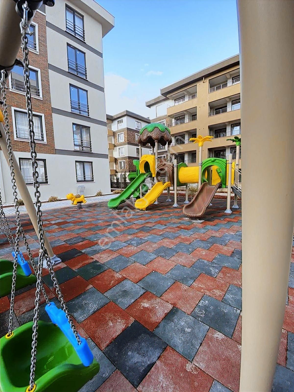 Ultra Lüx Site İçi Güvenlkli Uluğbey Mh. Pera Palace 2+1 Arakat - Görsel 17