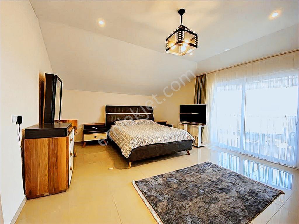 Alanya Kestelde Satılık 5+1 Site İçi Havuzlu Lüks Dubleks Daire - Görsel 27