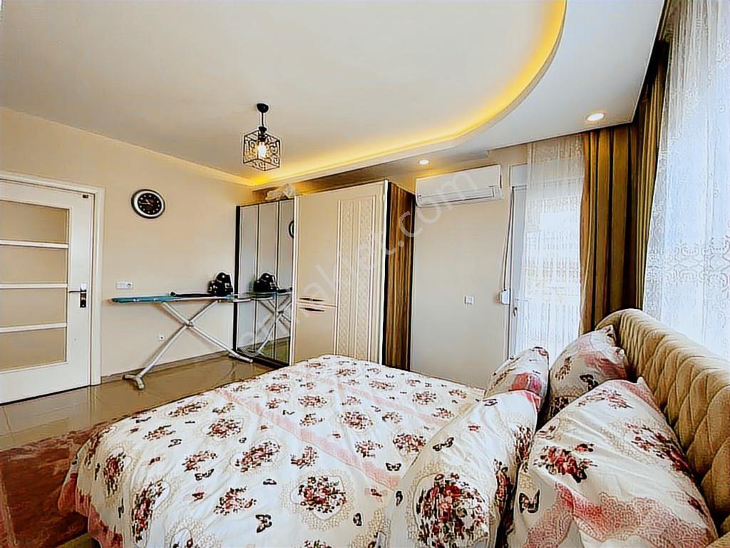 Alanya Kestelde Satılık 5+1 Site İçi Havuzlu Lüks Dubleks Daire - Görsel 5