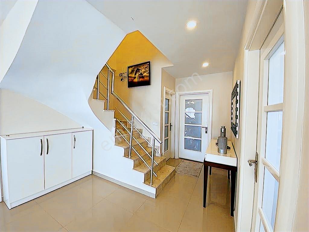 Alanya Kestelde Satılık 5+1 Site İçi Havuzlu Lüks Dubleks Daire - Görsel 3