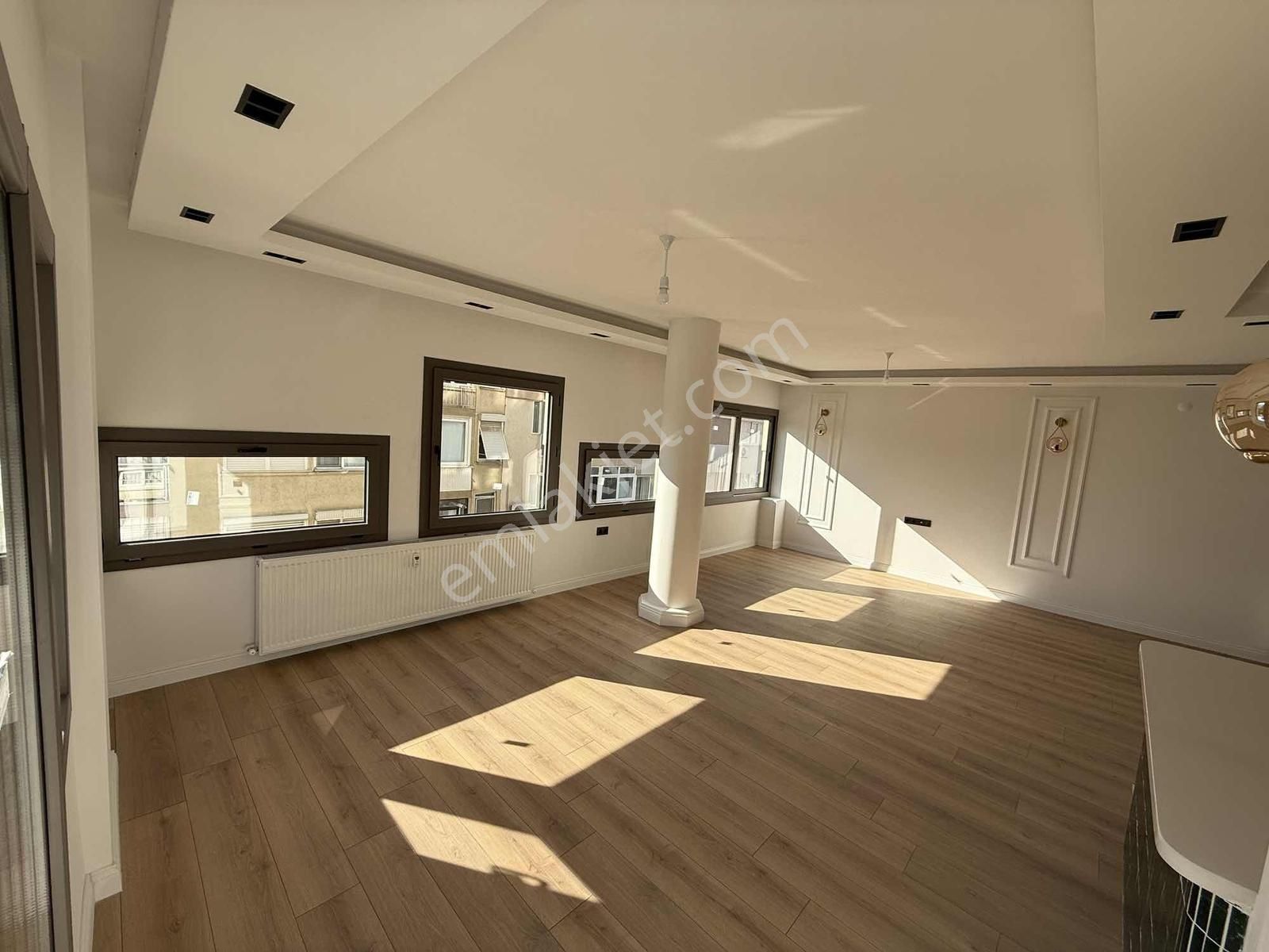 Göztepe'de İnönü Cd Üzeri 150 M2 Ultralux Köşe Asansörlü Arakat - Görsel 21