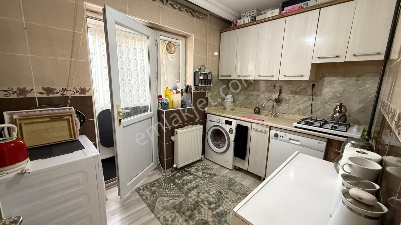 Karapürçek D.feneri Park Yakını Asansörlü 2+1 Kot 1 De.önü Açık Bankon Var - Görsel 2