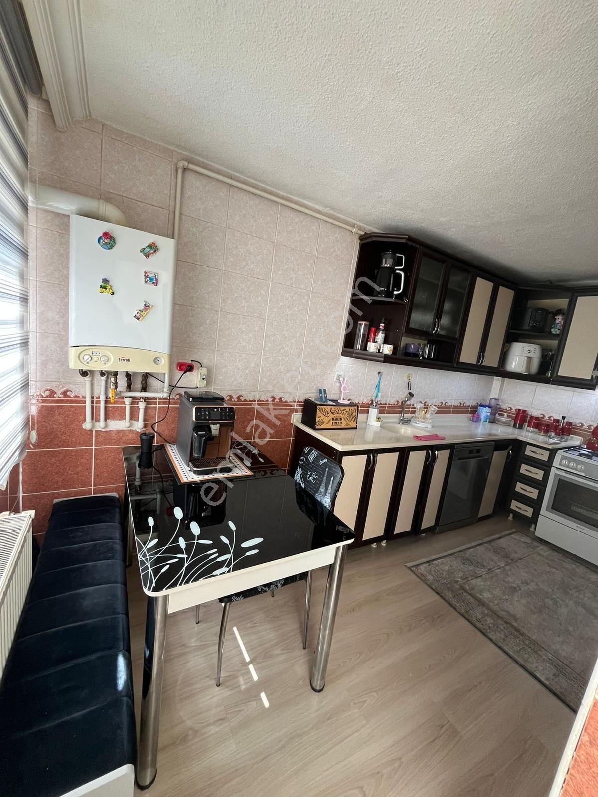 Kazım Karabekir Mh Ara Katta Ebeveyn Banyolu Yapılı Satılık Daire - Görsel 3