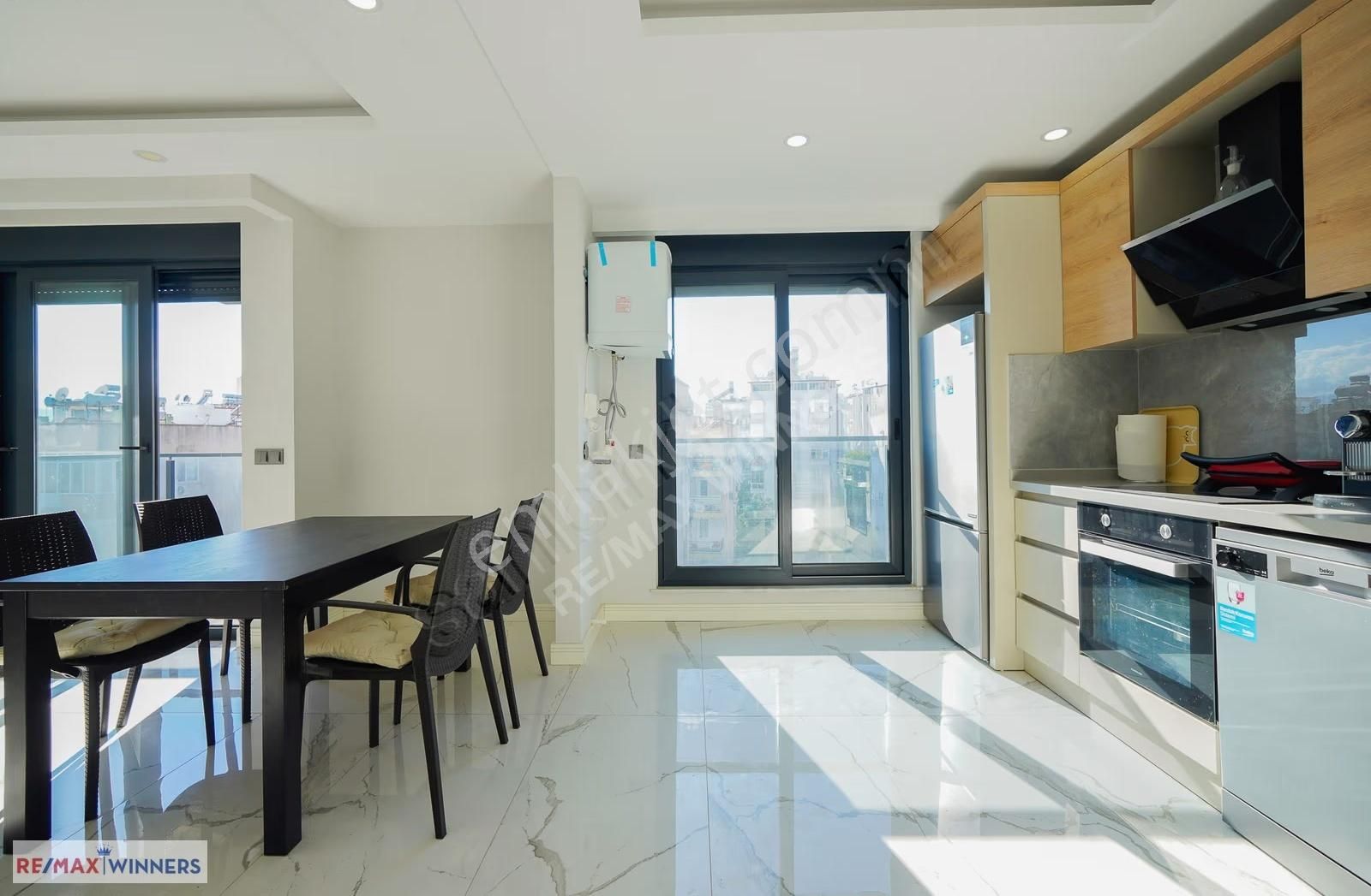 Güvenlik'te Kiralık Eşyalı 2+1 Teraslı Dubleks Daire - Görsel 21