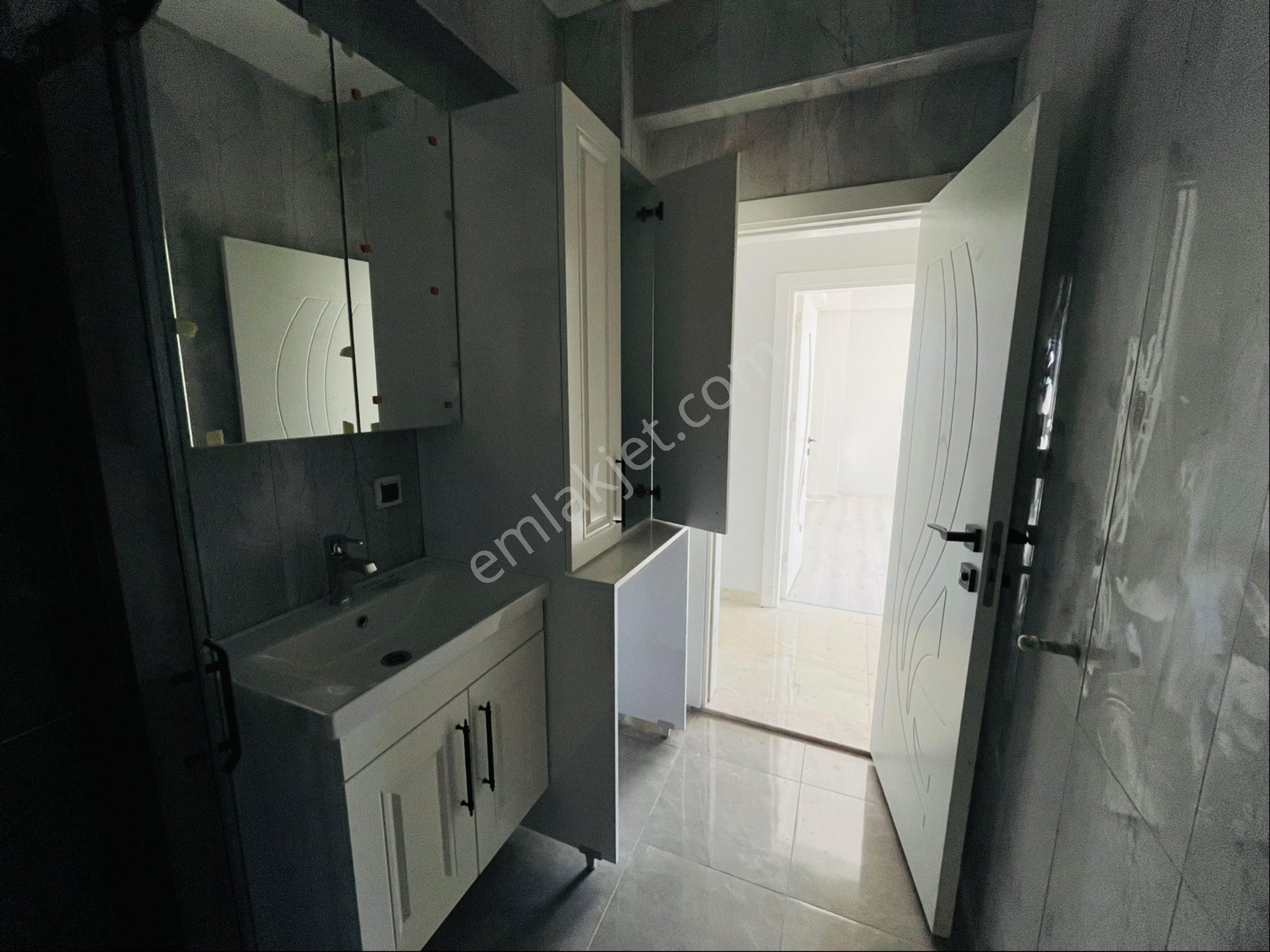 Altınoluk Kazdağları Eteklerinde 3 Yıllık Butik Site İçerisinde Hiç Kullanılmamış 2+1 Daire - Görsel 18