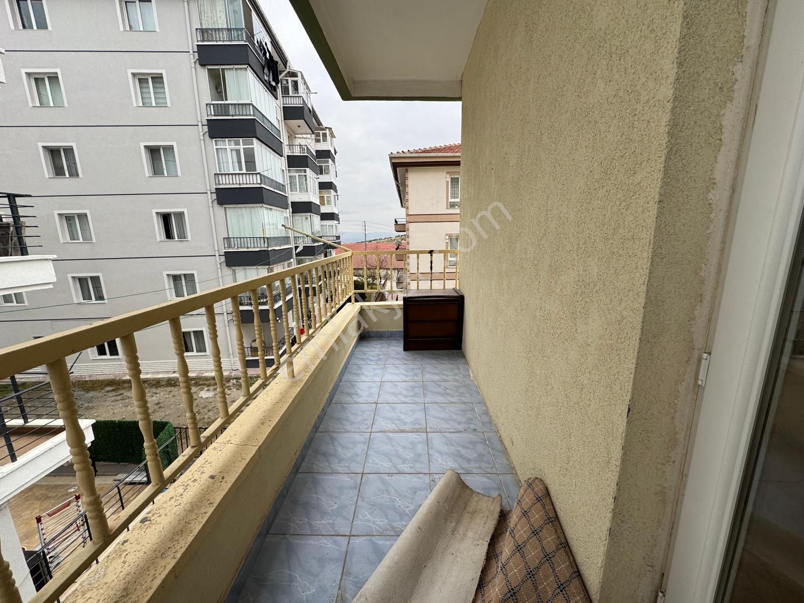 **karakaya`da Botanik Manzaralı 3+1 Katta Kök Tapulu Daire** - Görsel 11