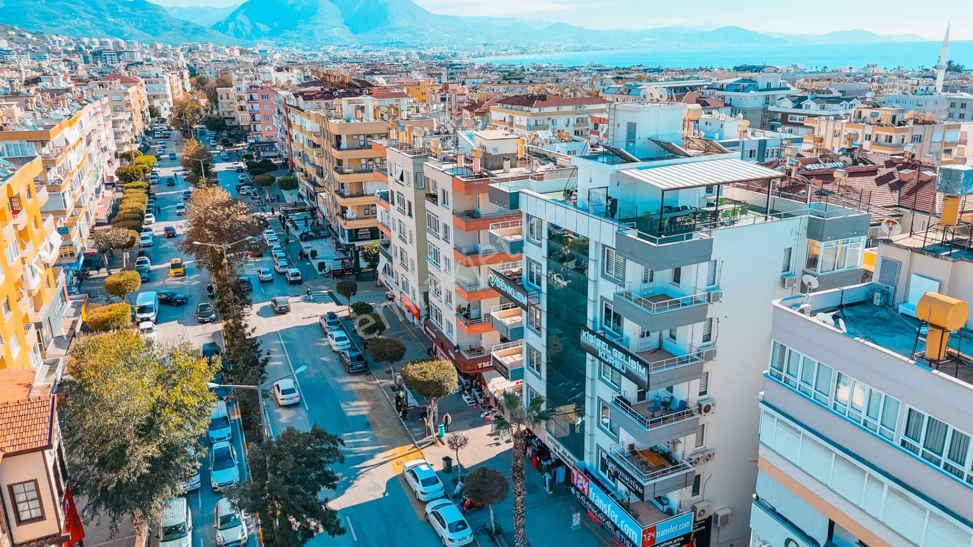 Alanya Merkezinde Şevket Tokuş Cad. Üzerinde 2+1 Ofis - Görsel 12