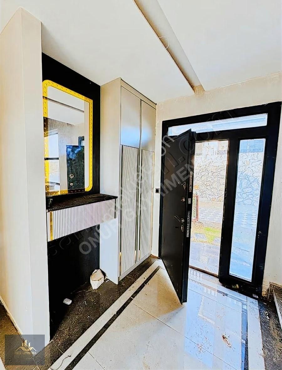 Erdemli Ayaş Mah Site İçerisinde Havuzlu Villa - Görsel 3