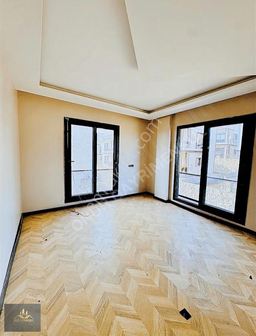 Erdemli Ayaş Mah Site İçerisinde Havuzlu Villa - Görsel 5