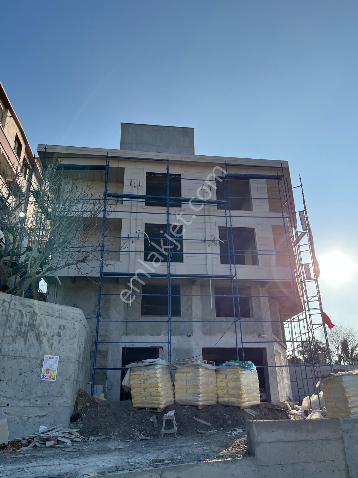 Aliağa Merkezde Deniz Manzaralı Satılık Sıfır Fırsat Bina!! - Görsel 5