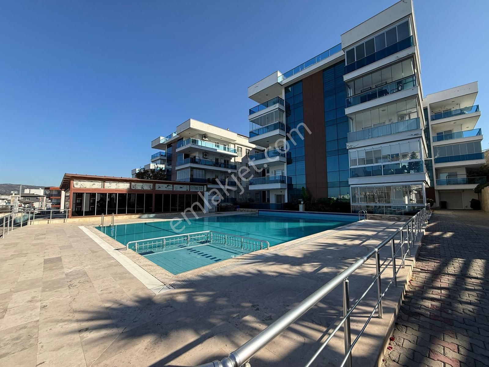 Değirmendere'de Deniz Manzaralı 4+1 Dubleks Satılık Daire