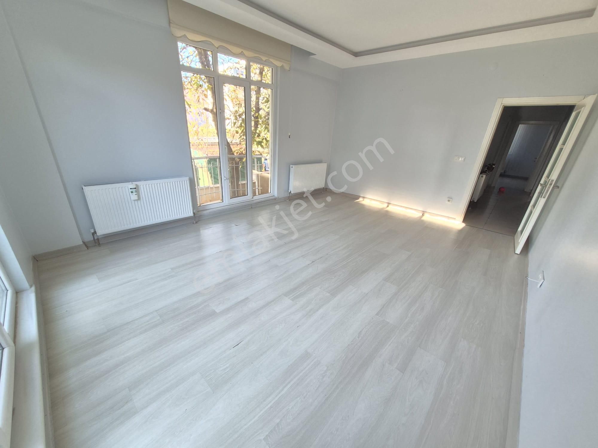 Delux'den Hürriyet Mah.'de Okullar Bölgesinde Satılık 3+1 - Görsel 3