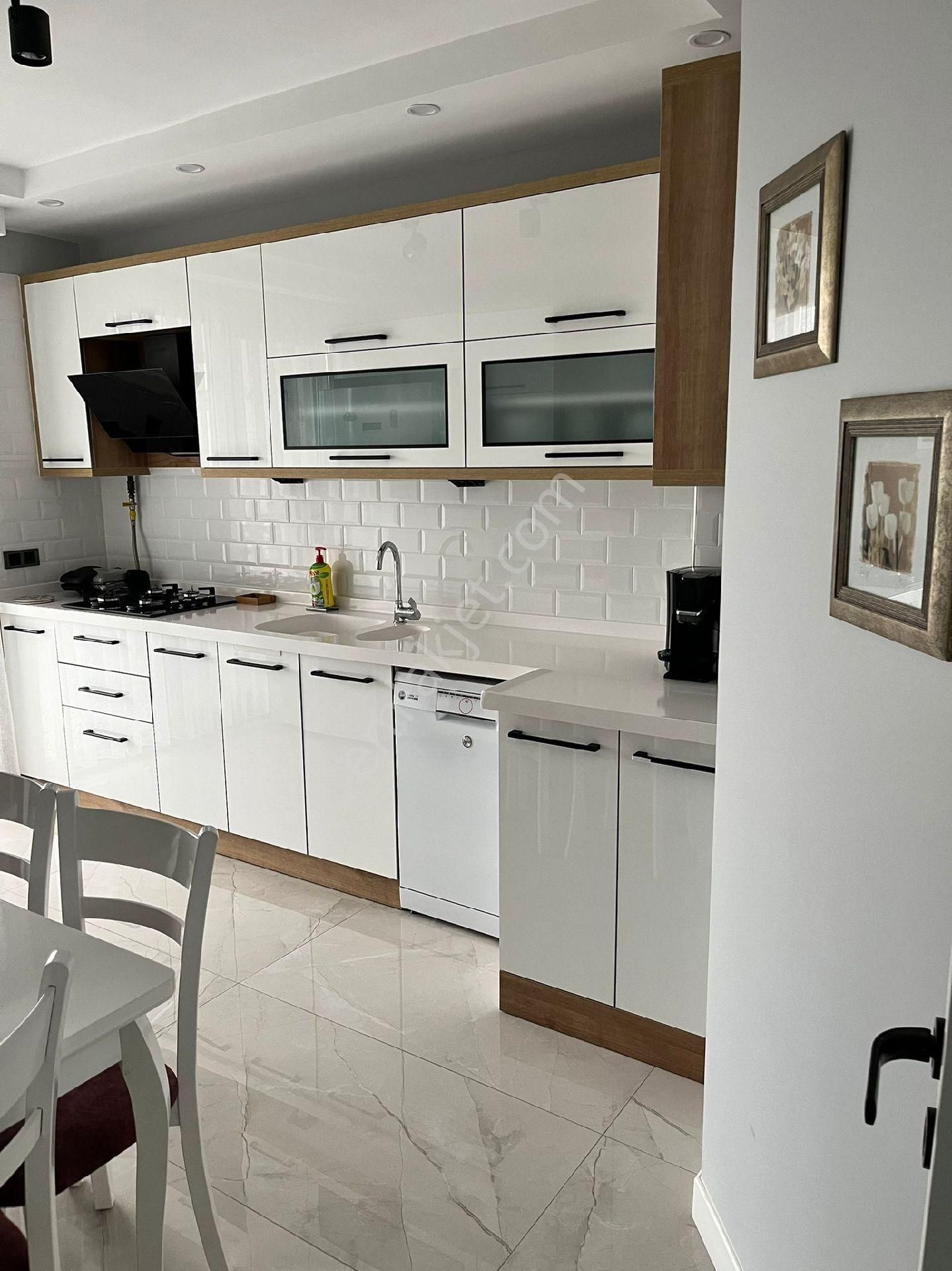 Burhaniye Badem Alanı 2+1 Lüks Satılık Daire - Görsel 25