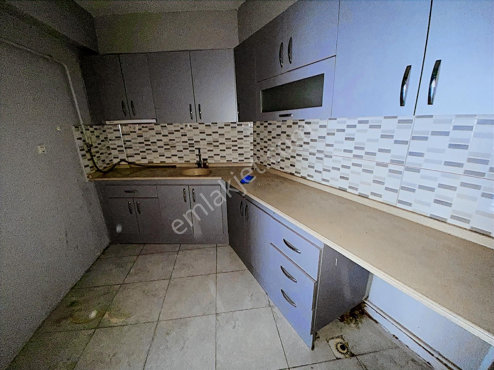Zenith Real Estate Karesi Mah De Kiralık 2+1 Daire - Görsel 13