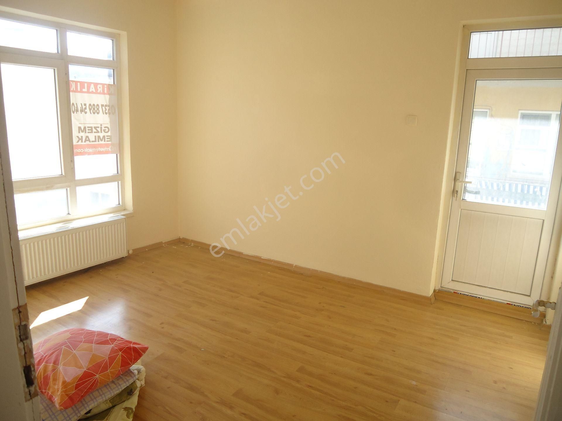 Aydınlıkevlerde 2+1 Kiralık Daire Gizem Emlaktan - Görsel 9