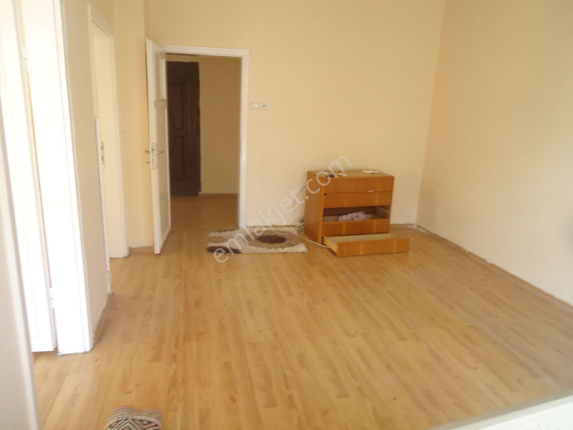 Aydınlıkevlerde 2+1 Kiralık Daire Gizem Emlaktan - Görsel 17