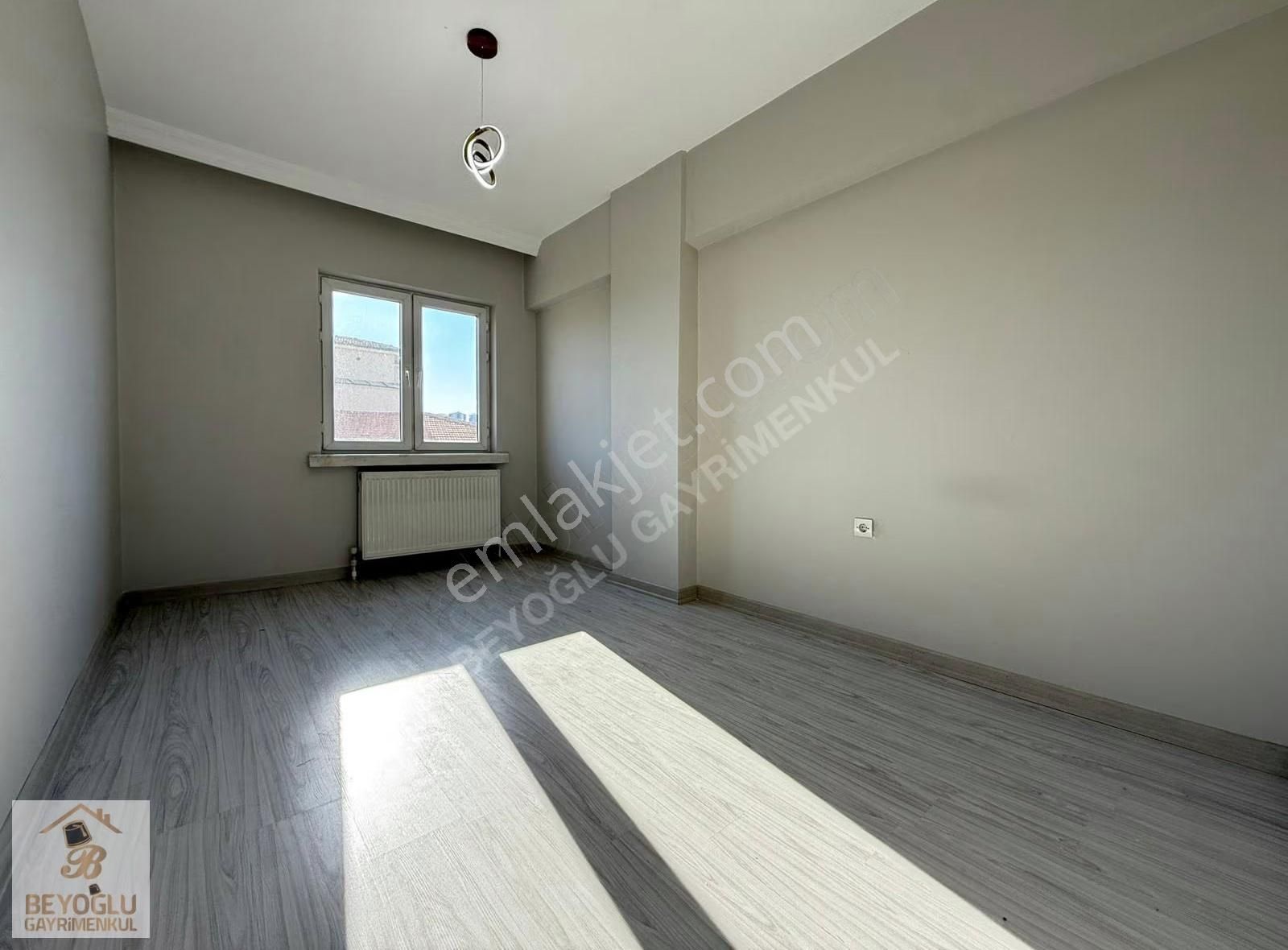 Beyoğlu'ndan Merkezde Full Yapılı Kilerli 130m2 Ara Kat 3+1 - Görsel 31
