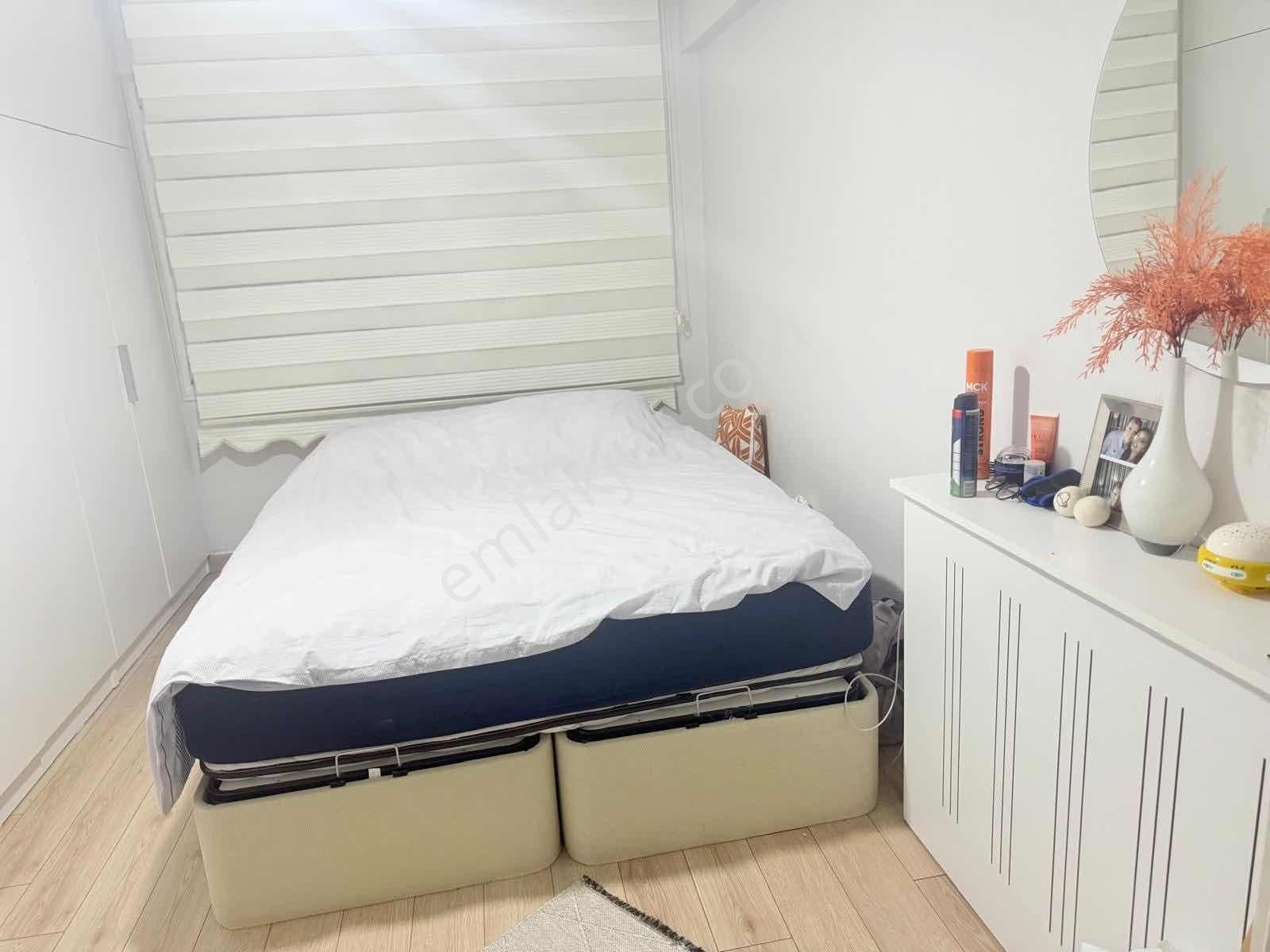 Karabağlar Reis Mah. 3+1 140 M2 Lüx Bakımlı Fırsat Daire - Görsel 32