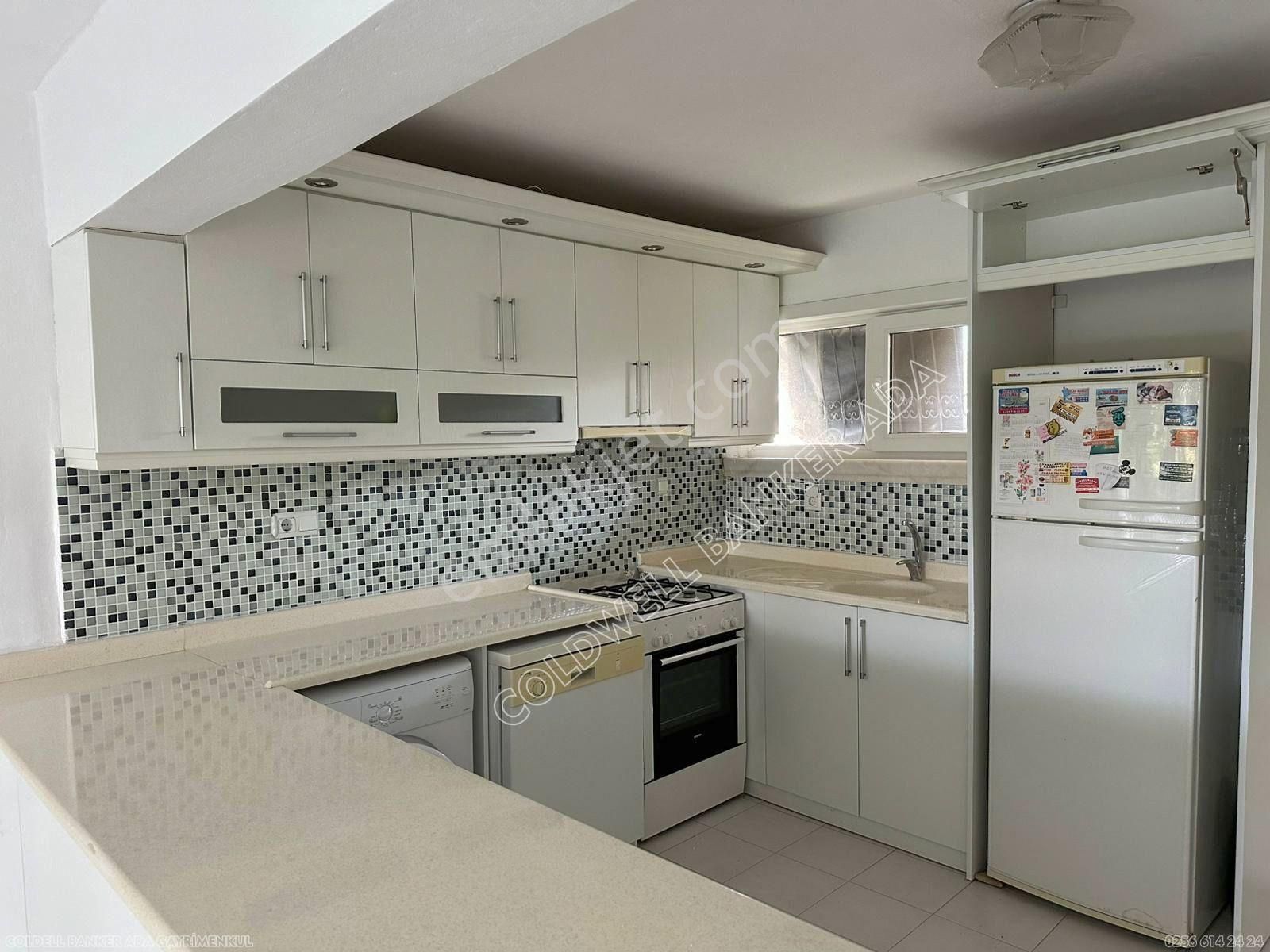 Kuşadası Davutlar Sahil Sitesinde Bahçeli 2+1 Daire - Görsel 24