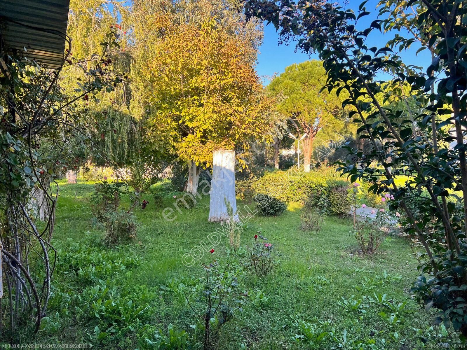 Kuşadası Davutlar Sahil Sitesinde Bahçeli 2+1 Daire - Görsel 15