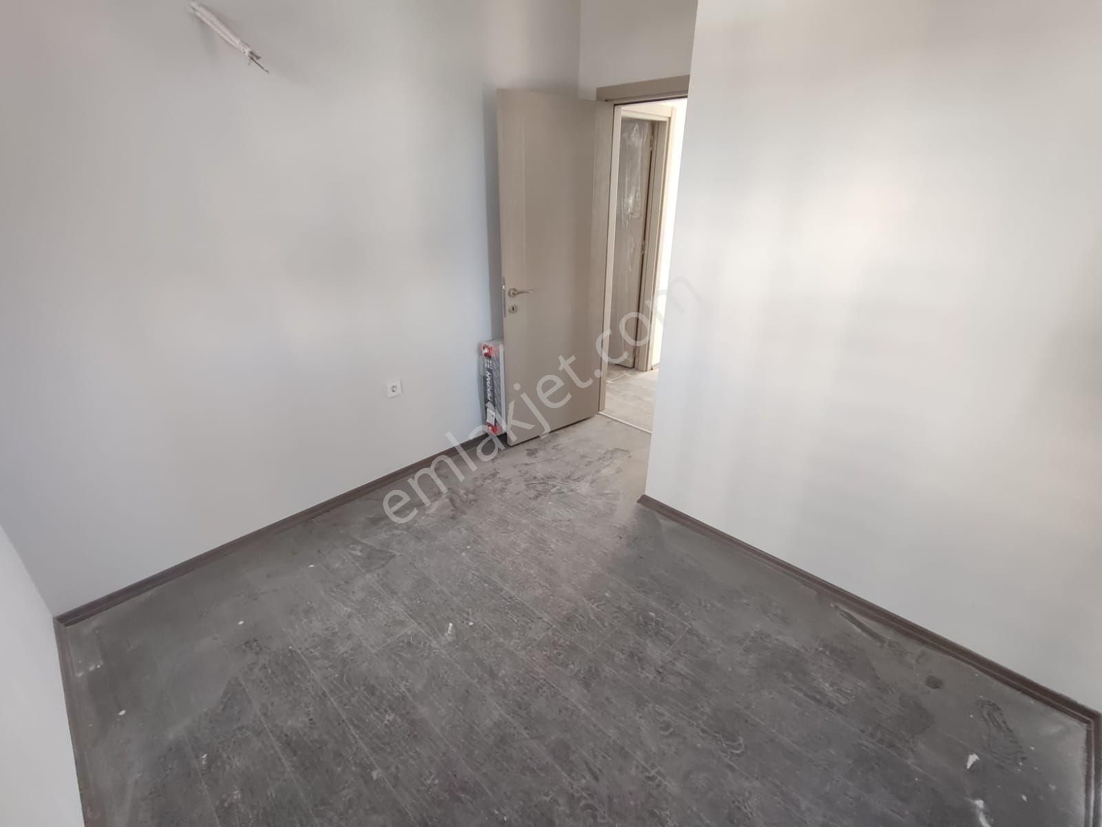 Mavi Bulvar, Yaysat Civarında Sıfır Binada Kombili 2+1 Kiralık Daire - Görsel 6