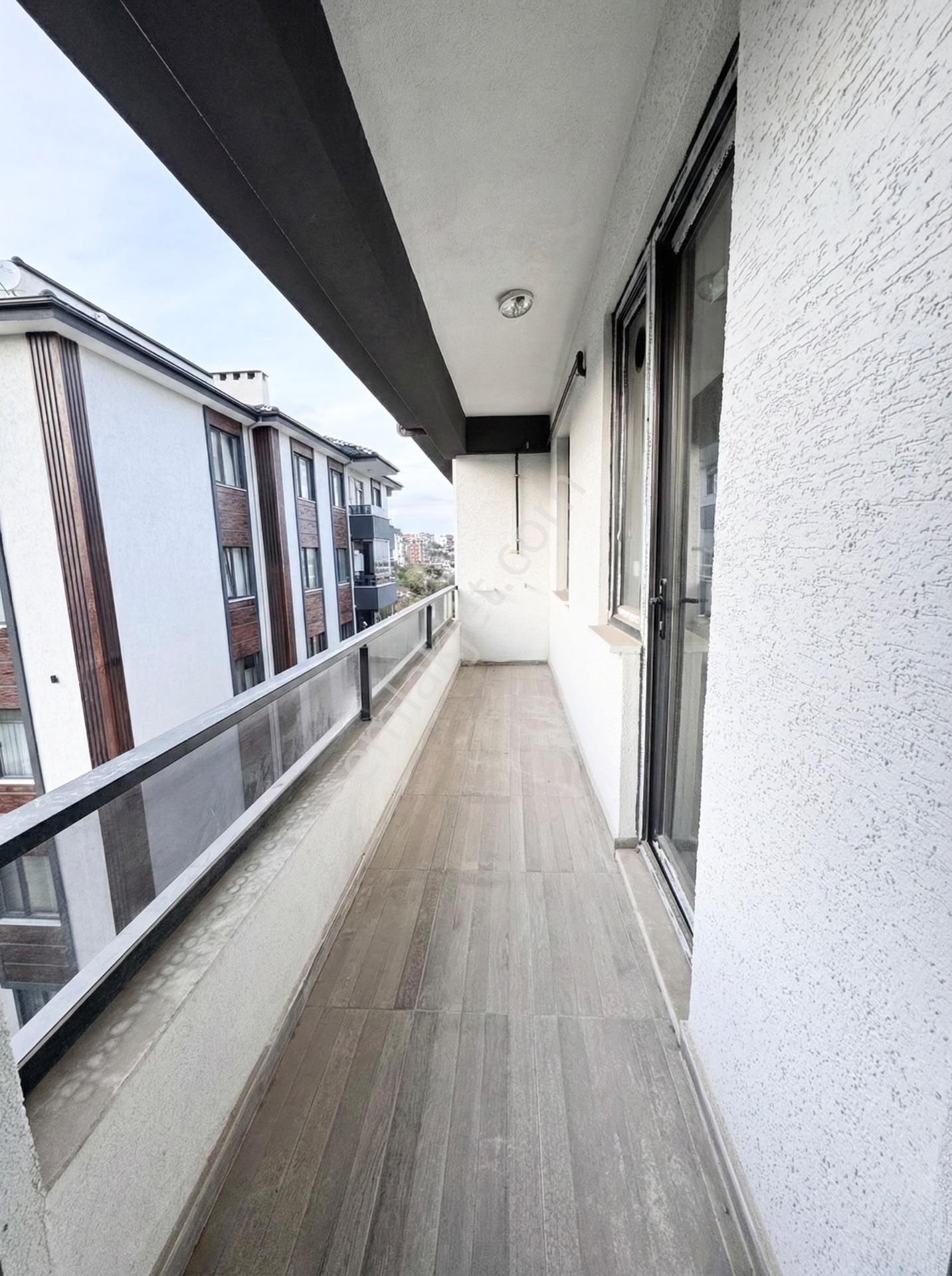Çiftlikköy Sultaniye'de Ebeveyn Banyolu 3+1 Satılık Daire - Görsel 15