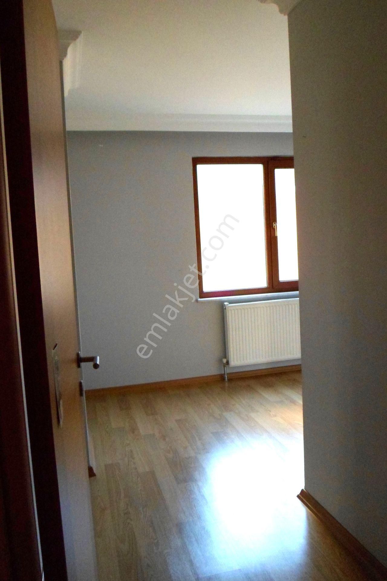 Ümranıye,isiklal'de,3+1,100m2,asansörlü,otoparklı,site İçi,kiralık Daire... - Görsel 11