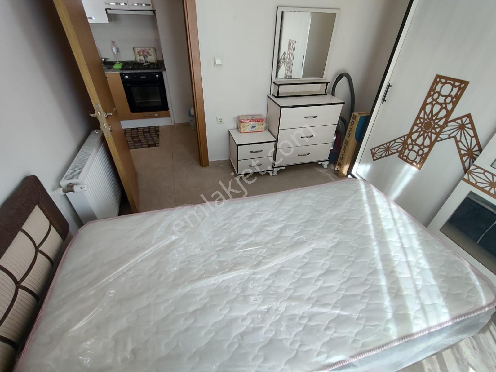 Sarıçam Gültepede Havuzlu Site İçerisinde Eşyalı Kiralık 1+1 - Görsel 13