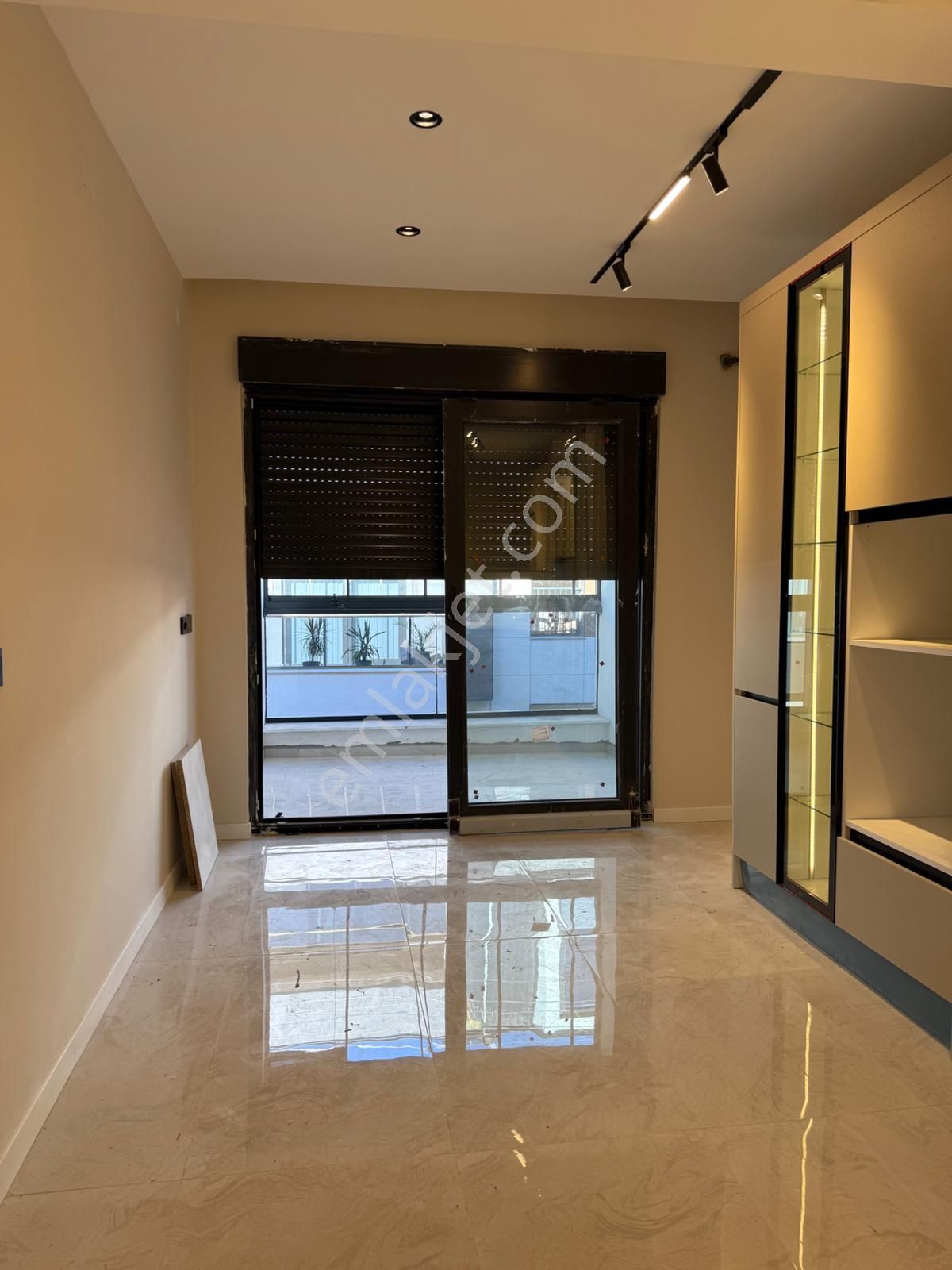 Aşağı Söğütönünde Bahçeli 4+1 Dubleks Villa - Görsel 4