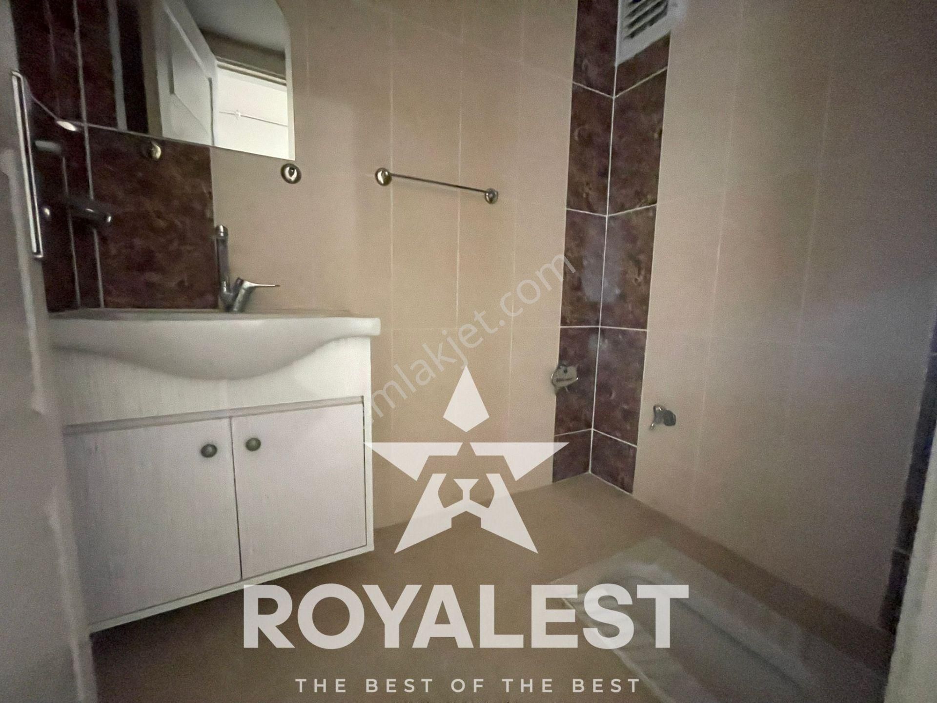 Royalest'ten Fiyat Düştü Ara Kat Taşınmaya Hazır Önü Açık - Görsel 8