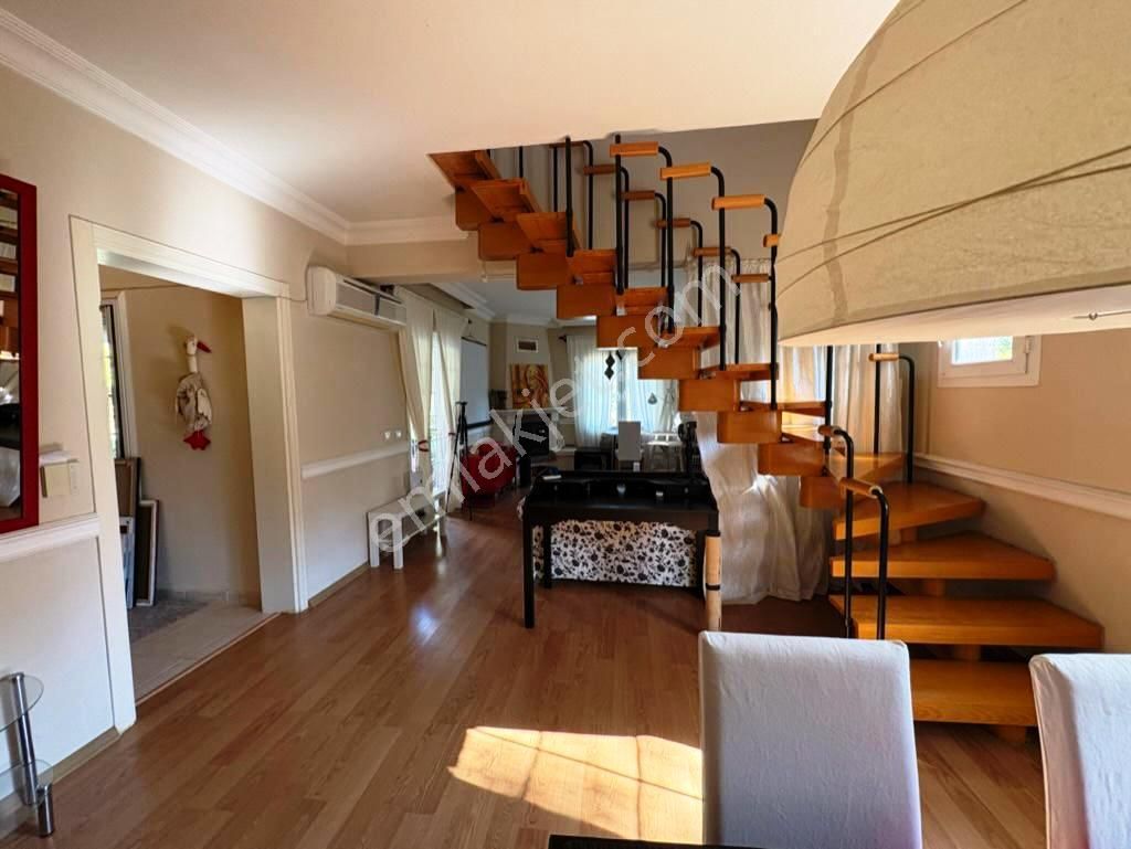 Kemer Beycik'te Eşsiz Konumda Mobilyalı Kiralık Site İçi Müstakil - Görsel 13