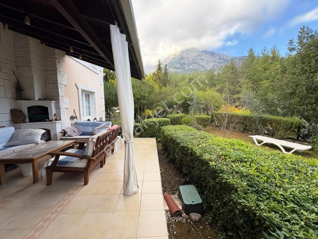 Kemer Beycik'te Eşsiz Konumda Mobilyalı Kiralık Site İçi Müstakil - Görsel 7