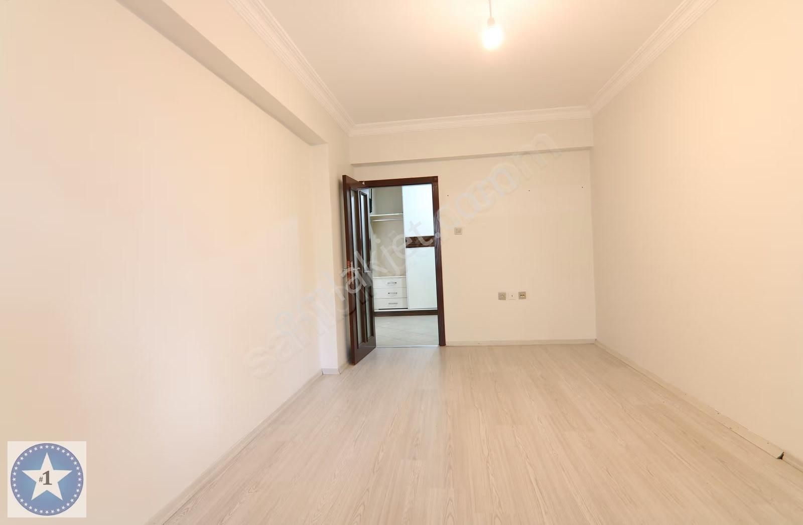 Çukurambarın Kalbinde Metro 750 Çarşı Merkezi 450 Metre - Görsel 2