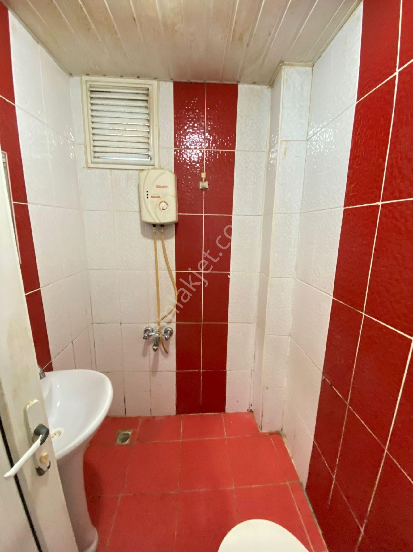 Cemal Paşa Mahallesi Eşyalı Daire 1+1