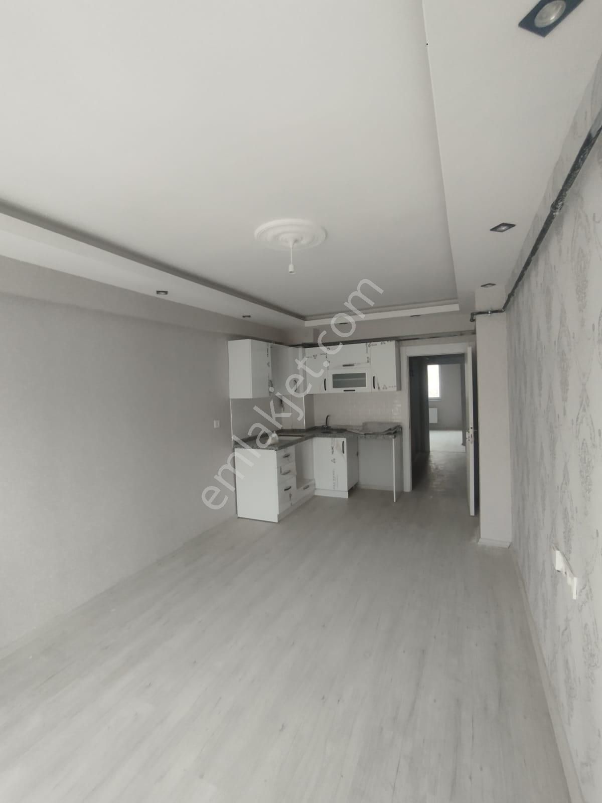 🌟 Premium İlan | Çamlıca Mahallesi | Asansörlü | Kapalı Garajlı | 1+1 - Görsel 8