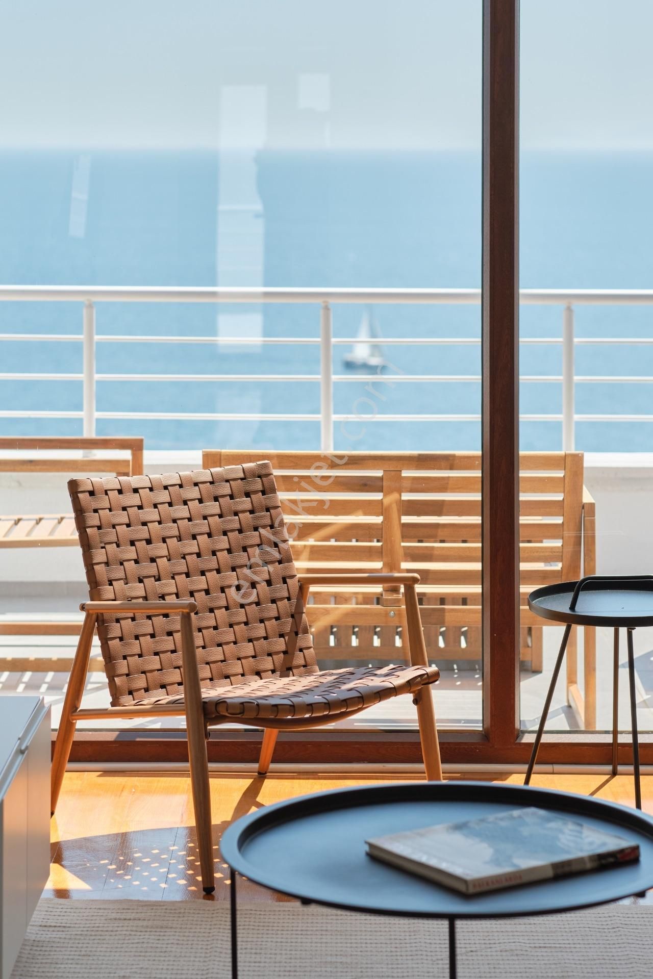 Muhteşem Deniz Manzaralı Sahibinden Satılık Villa