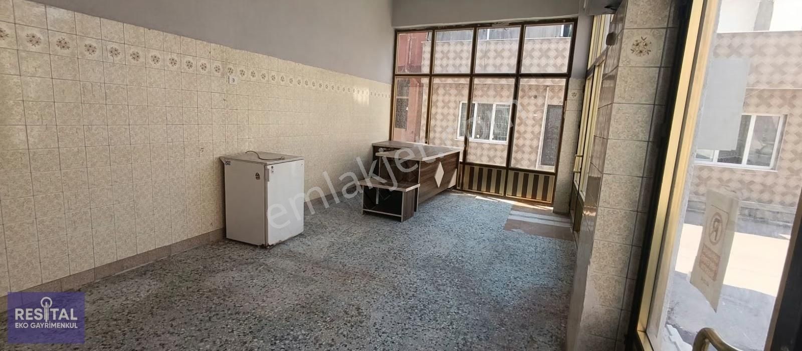 Merkezi Konumda Satılık Fırsat Dükkan - Görsel 5