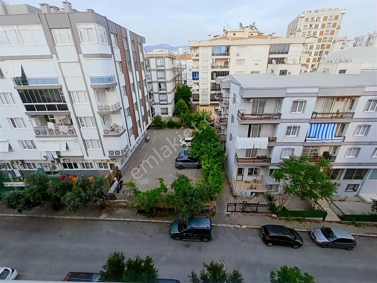 Site İçinde 150 M2 Geniş Daire Yatırımlık Fırsat - Görsel 2